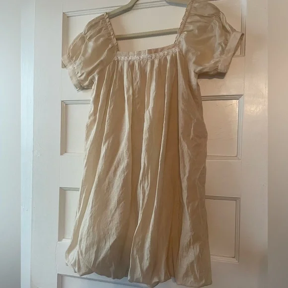 Lovestitch cream colored bubble hem mini dress - Picture 5 of 7